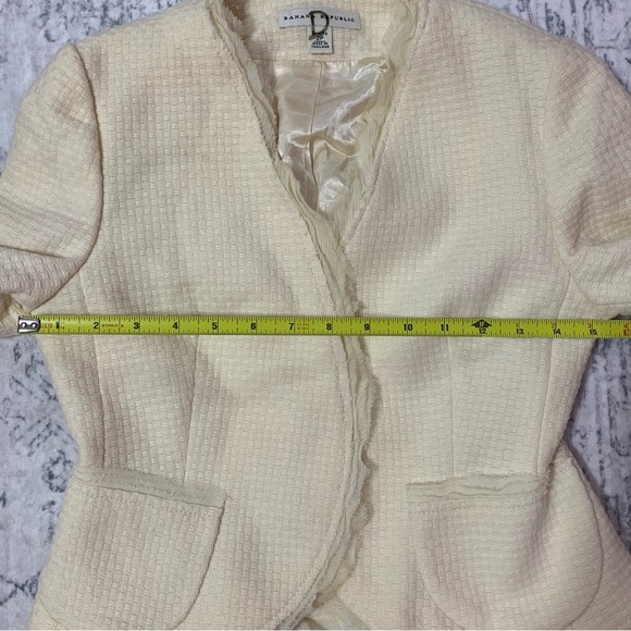 VTG Banana Republic Cream Wool  Jacket/Blazer - 2P - Picture 5 of 12